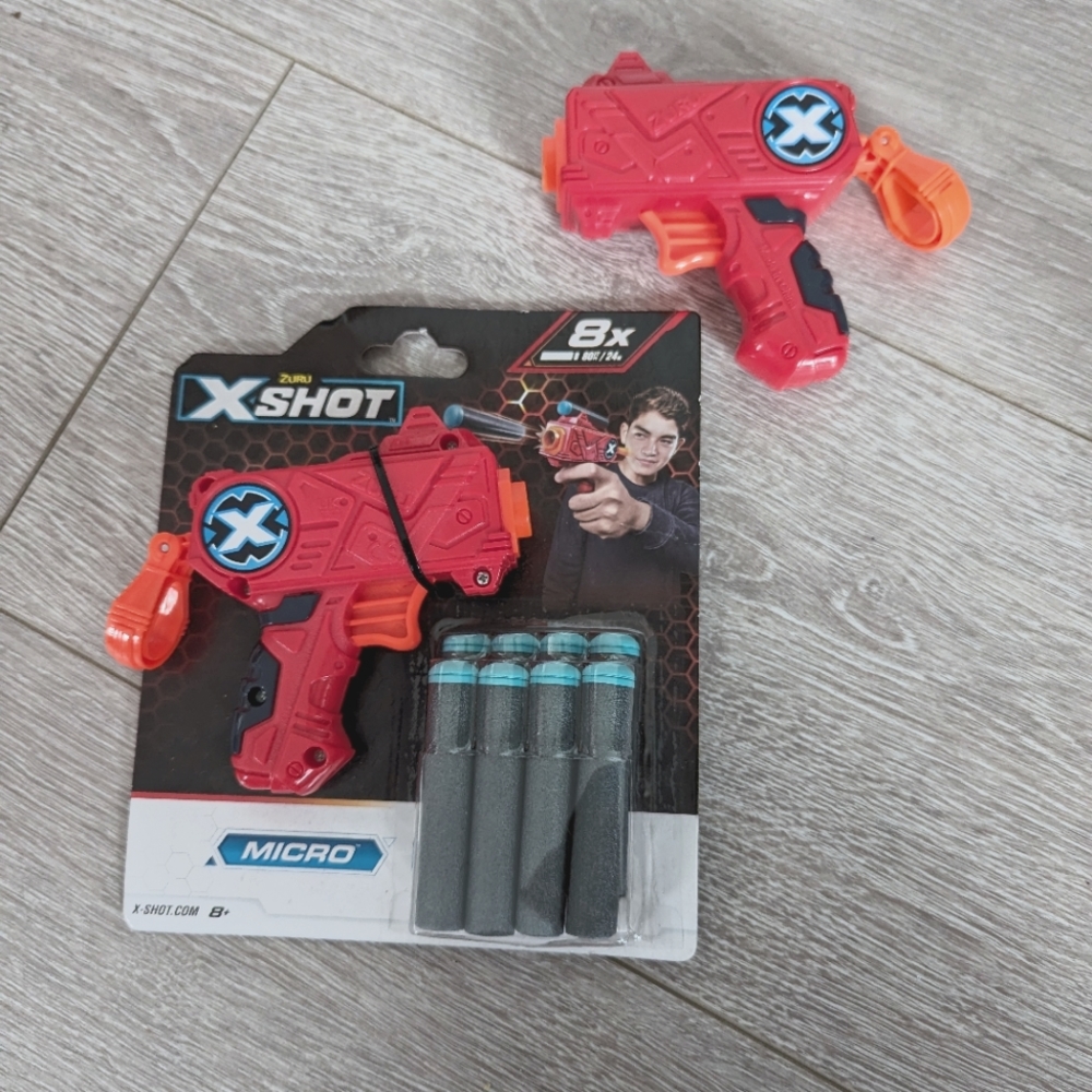 BNIB Zuru X Shot Micro w/ Extra gun